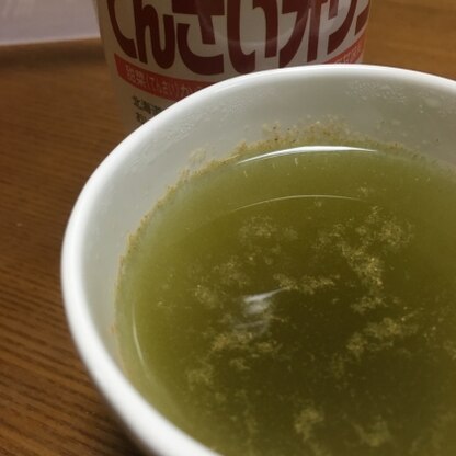 小腹が空いたので、緑茶にプラスを探していたところでした。オリゴ糖入りで体に優しく、満足です。ありがとうございました。